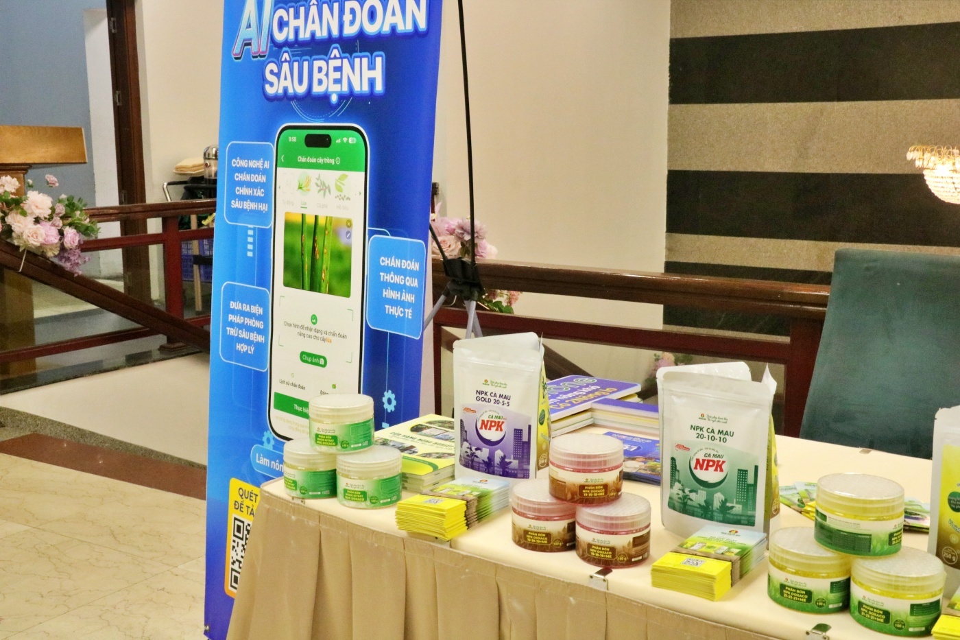 Giải pháp chẩn đoán sâu bệnh bằng công nghệ AI được PVCFC giới thiệu tại hội thảo.